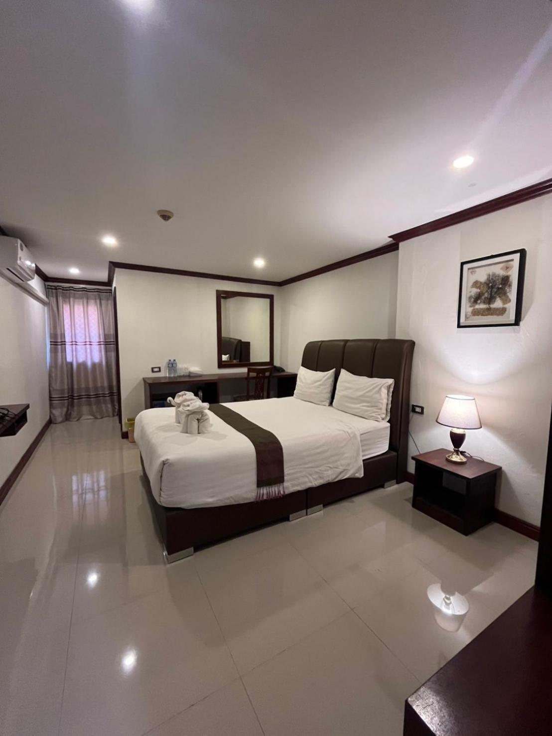 Nakhone Champa Hotel Pakse Buitenkant foto