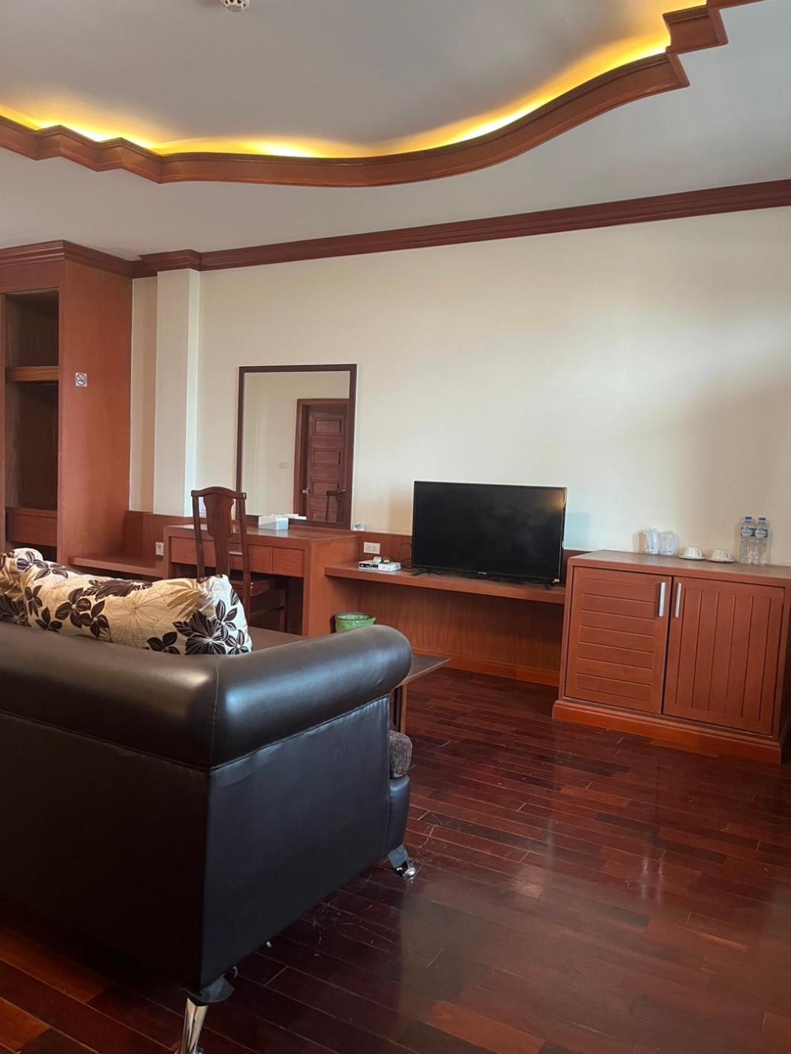 Nakhone Champa Hotel Pakse Buitenkant foto