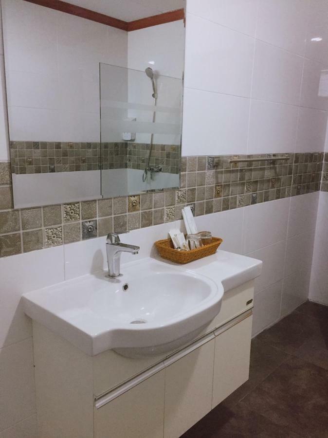 Nakhone Champa Hotel Pakse Buitenkant foto